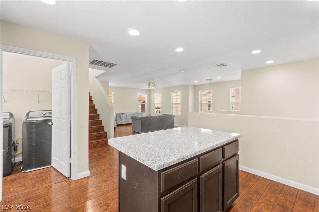 6984 Canary Ivy Way