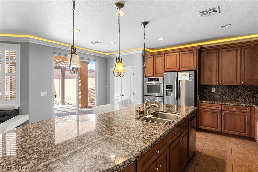 6855 Desert Island Street