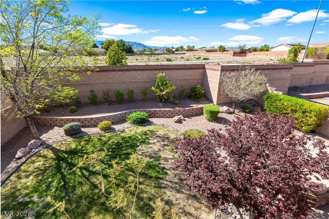 6855 Desert Island Street