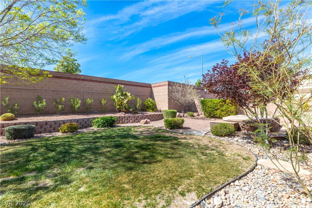 6855 Desert Island Street