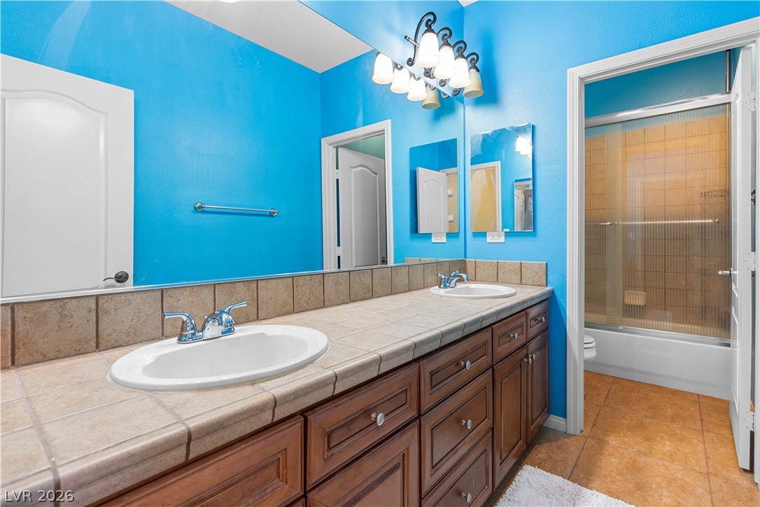 6855 Desert Island Street