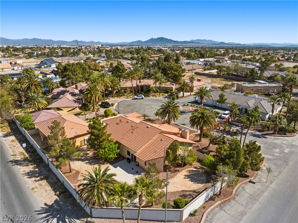 206 East Mesa Verde Lane