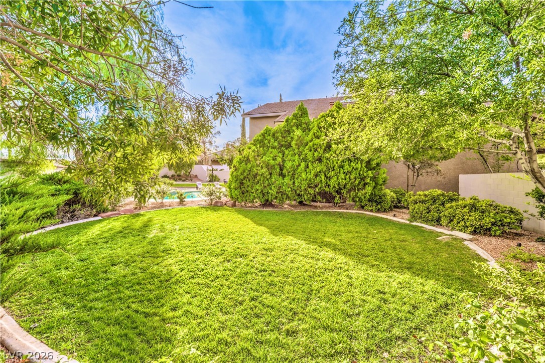 9901 Laurel Springs Avenue