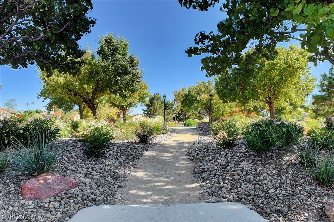 7525 Evening Falls Drive