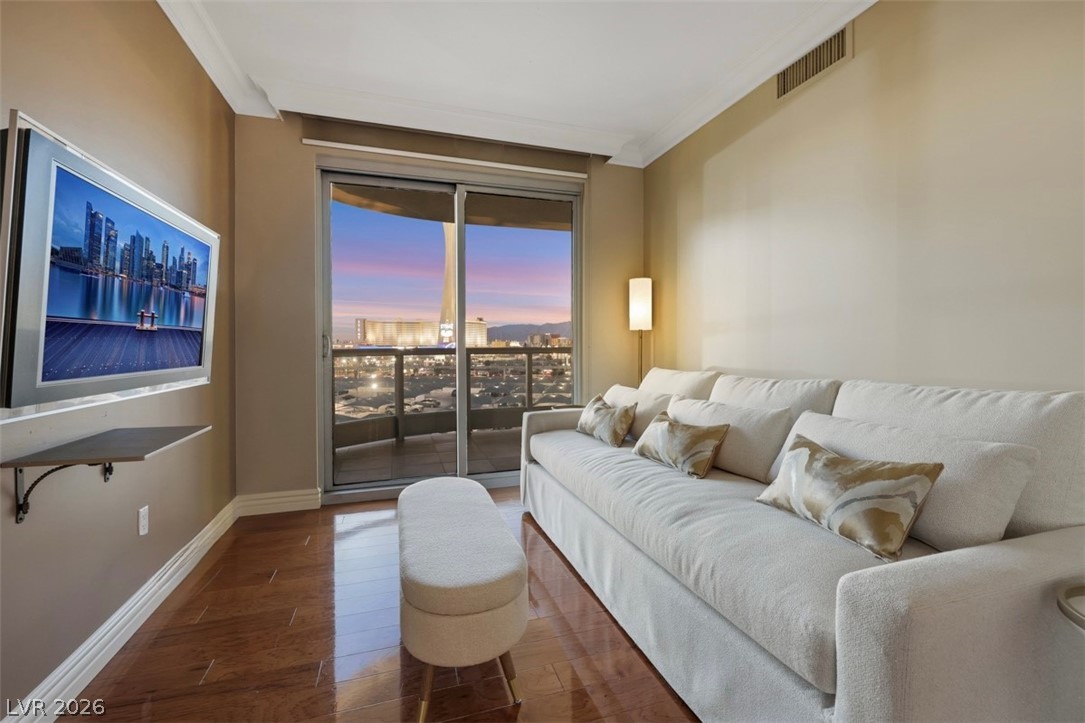 322 Karen Avenue 708