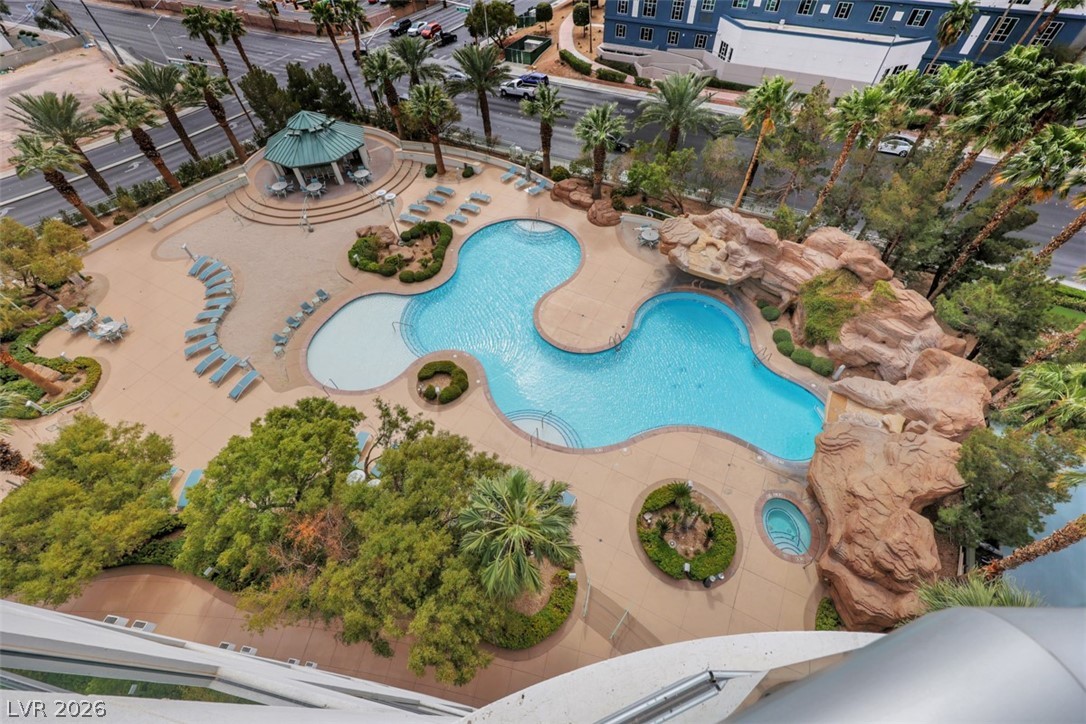 322 Karen Avenue 708