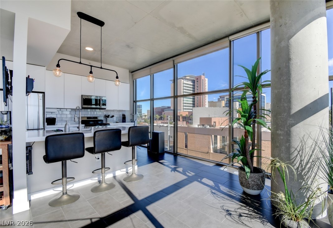 353 East Bonneville Avenue 575