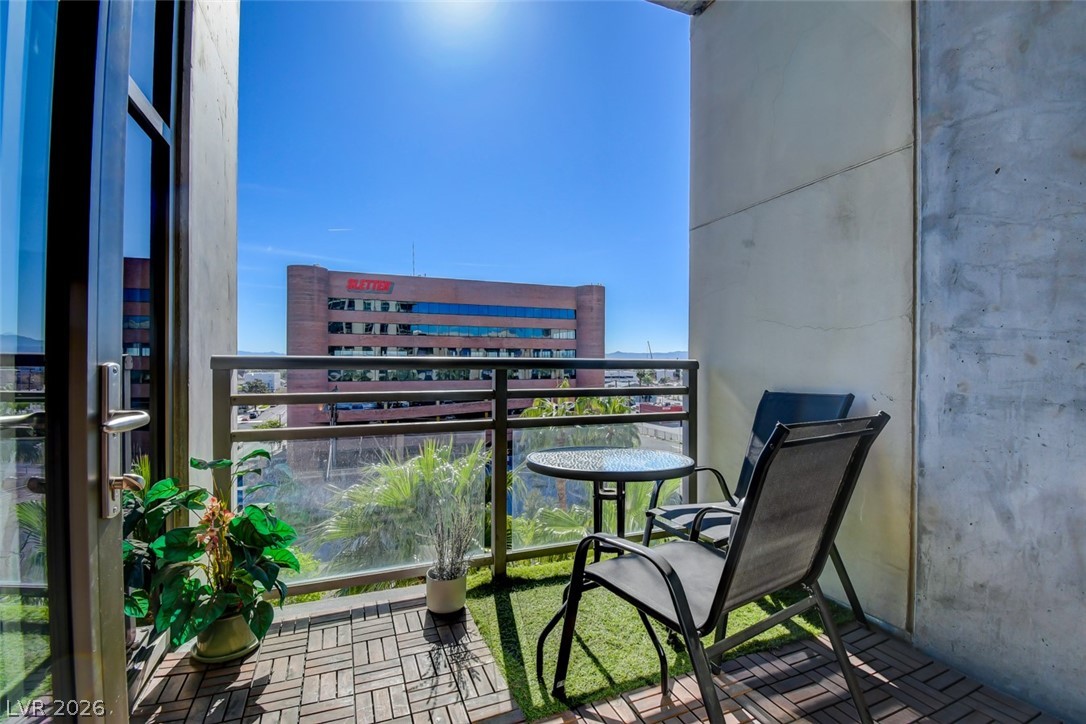 353 East Bonneville Avenue 575