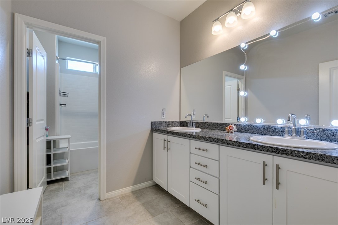 4049 Fossatello Avenue