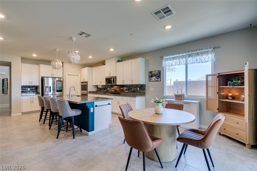 4049 Fossatello Avenue