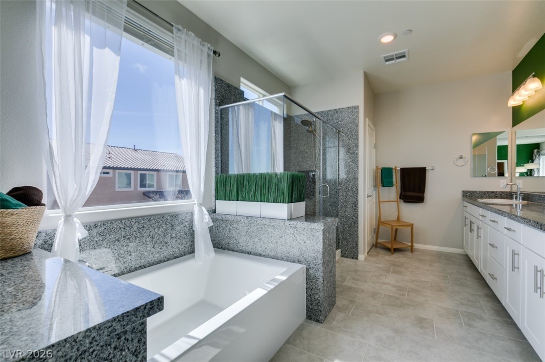 4049 Fossatello Avenue