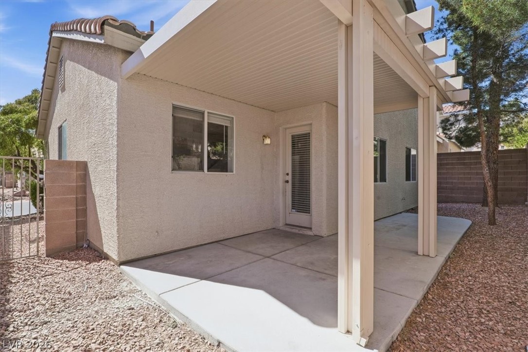 10408 Sloping Hill Avenue