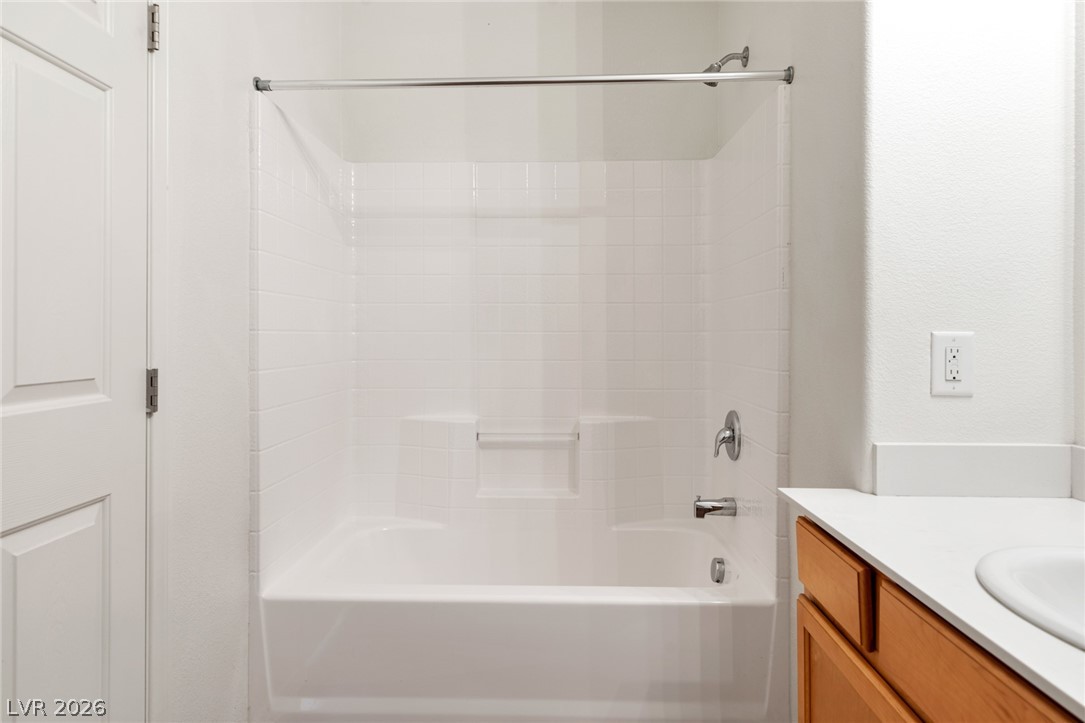 50 Aura De Blanco Street 6204