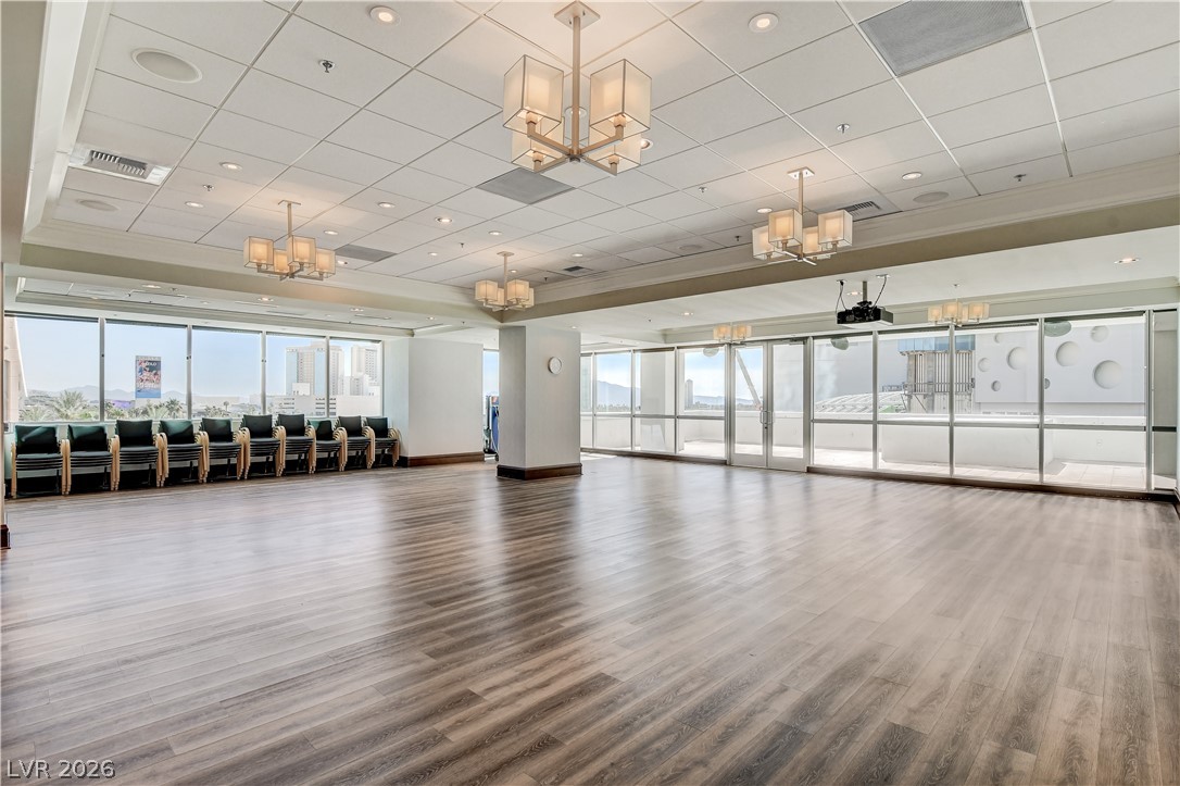 2700 Las Vegas Boulevard 1408