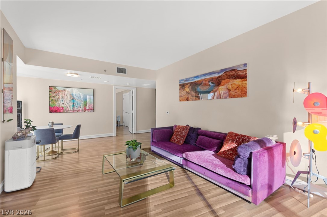 2700 Las Vegas Boulevard 1408