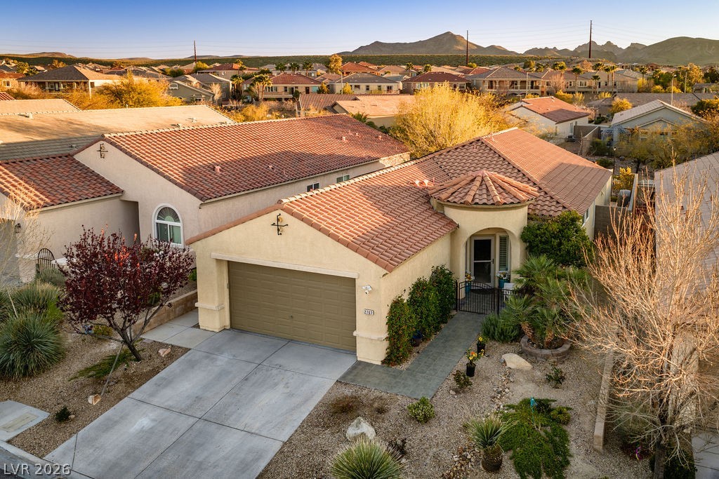 2767 Lochleven Way