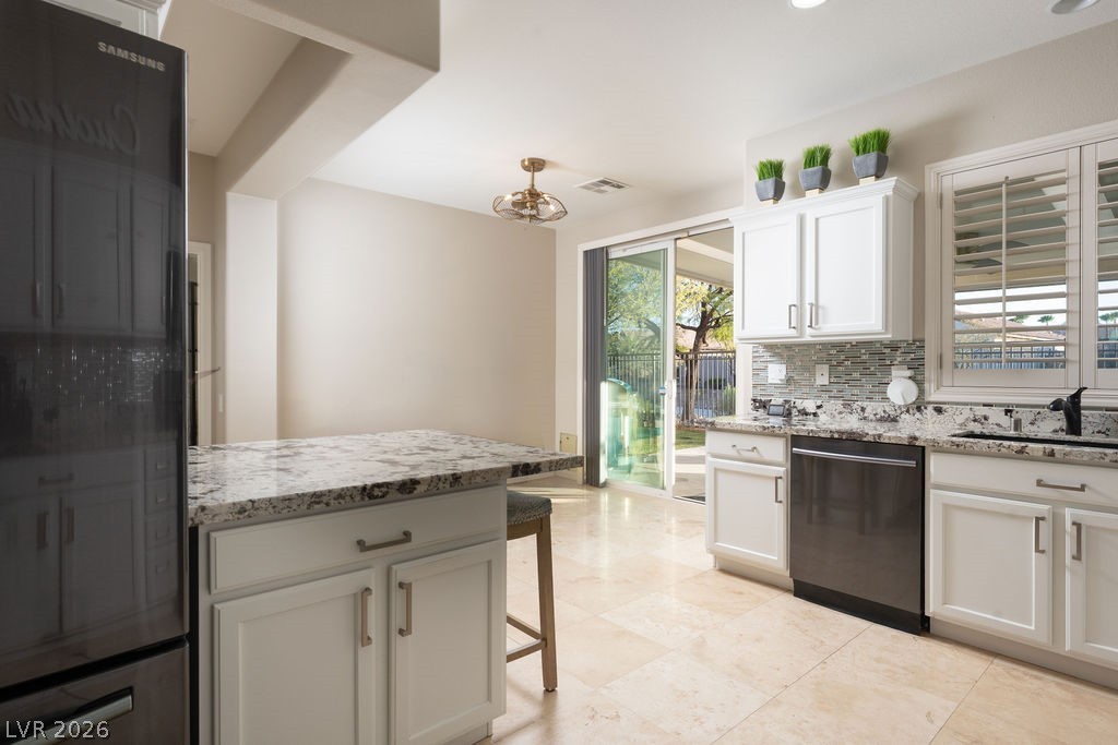 2767 Lochleven Way