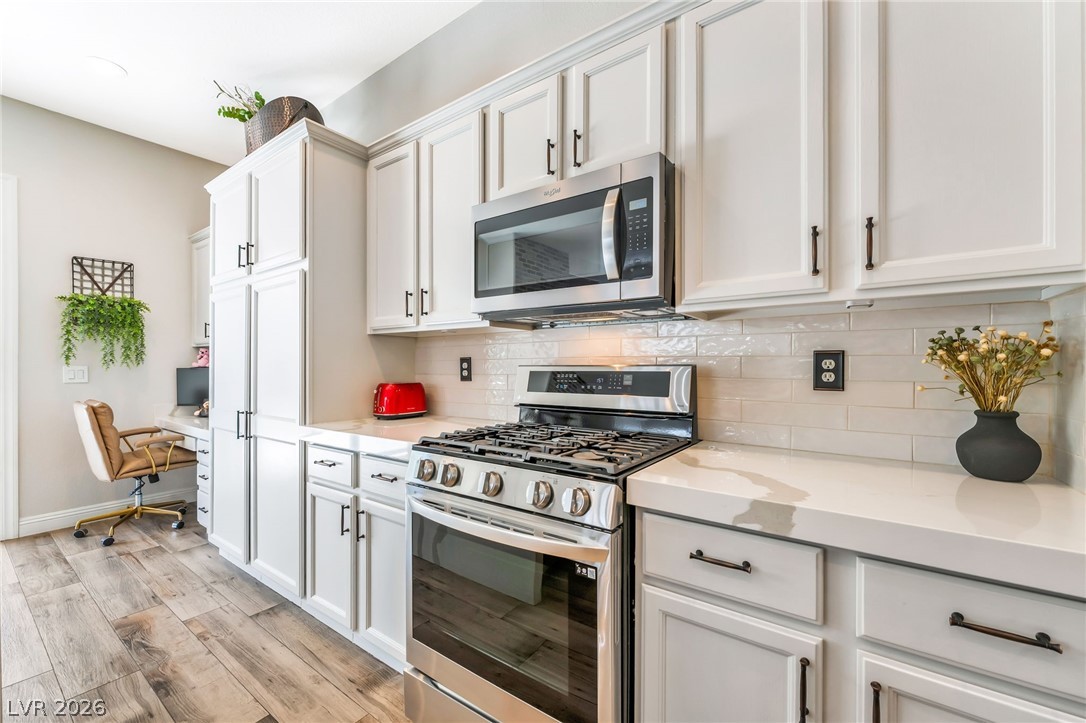 8875 Windsor Hill Way