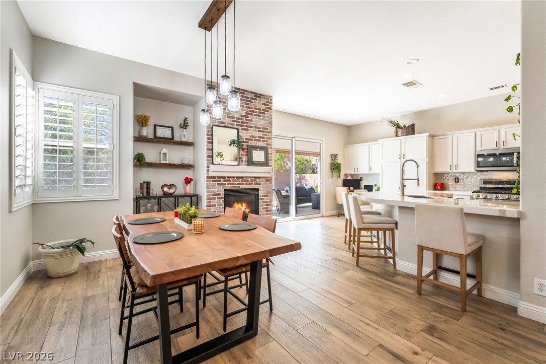 8875 Windsor Hill Way