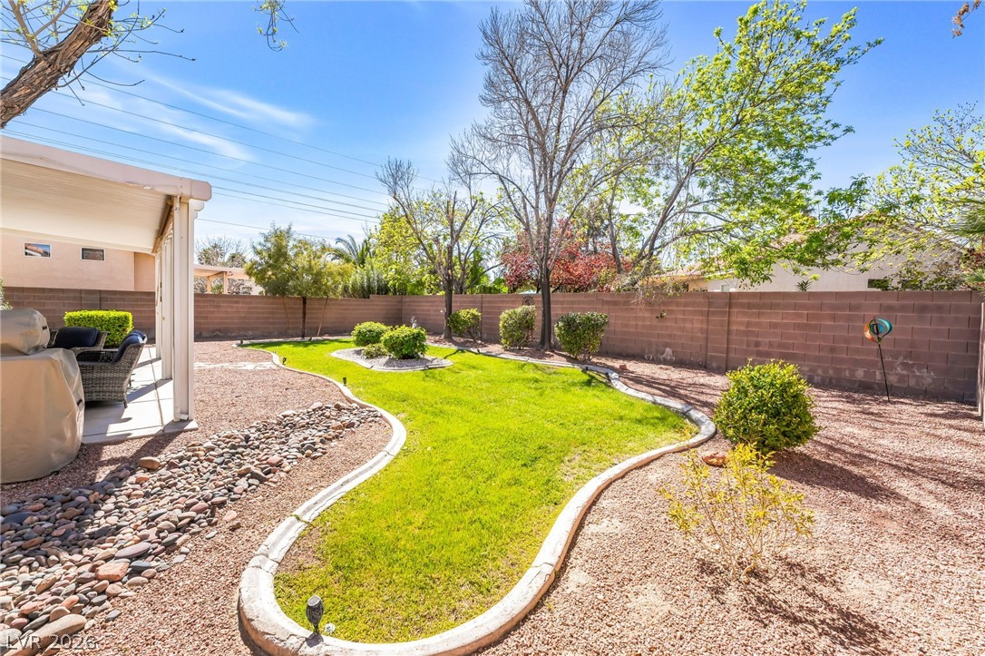 8875 Windsor Hill Way