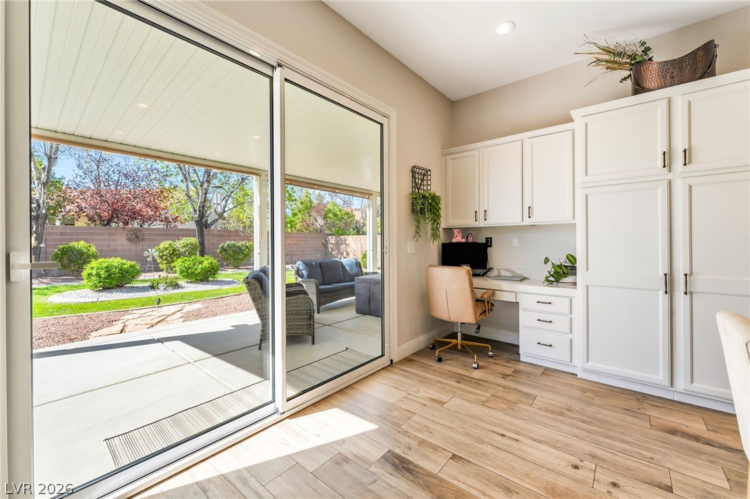 8875 Windsor Hill Way