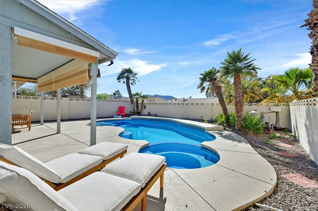 816 Schooner Drive