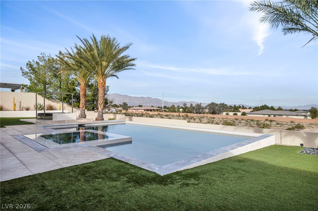 4810 Sweetie Court