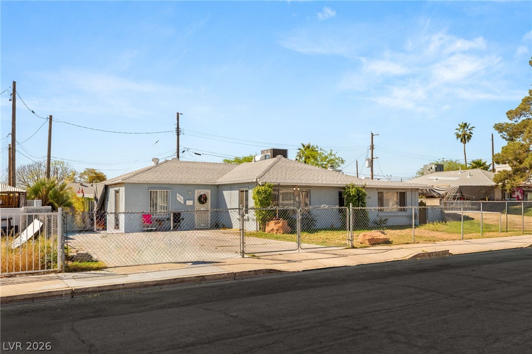 4207 Fulton Place