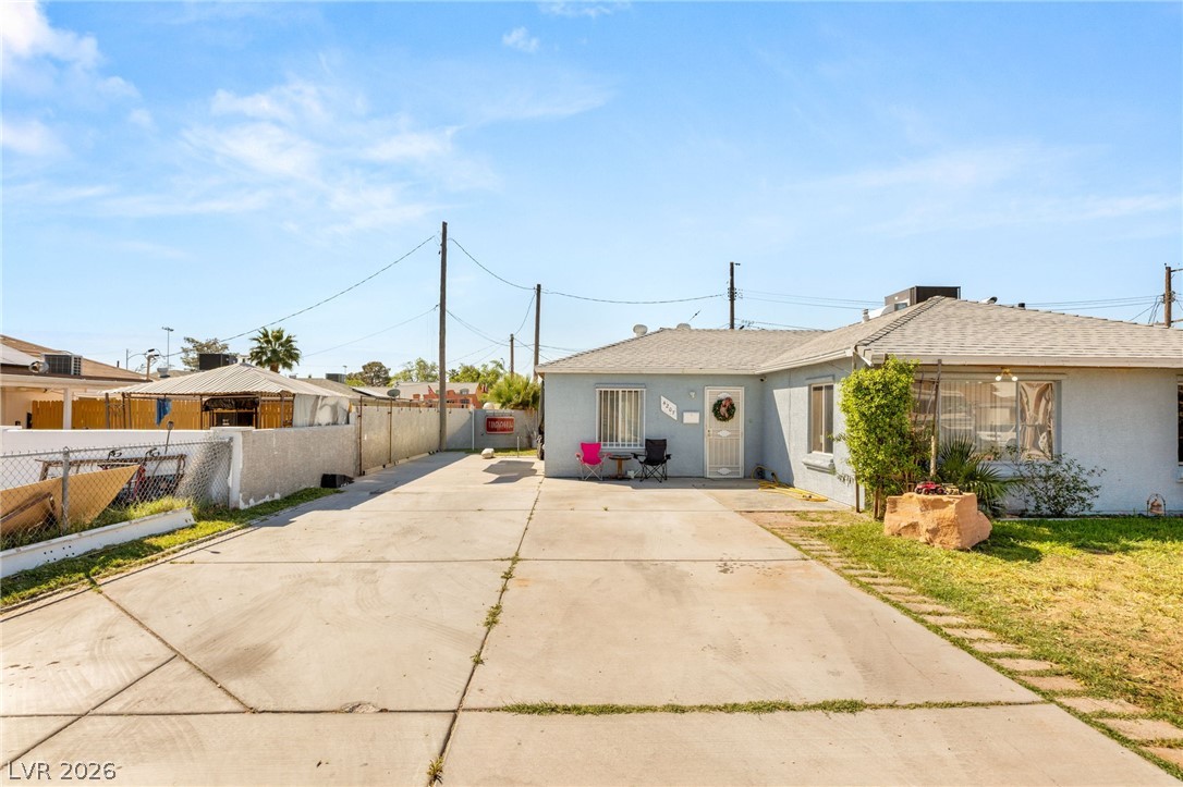 4207 Fulton Place