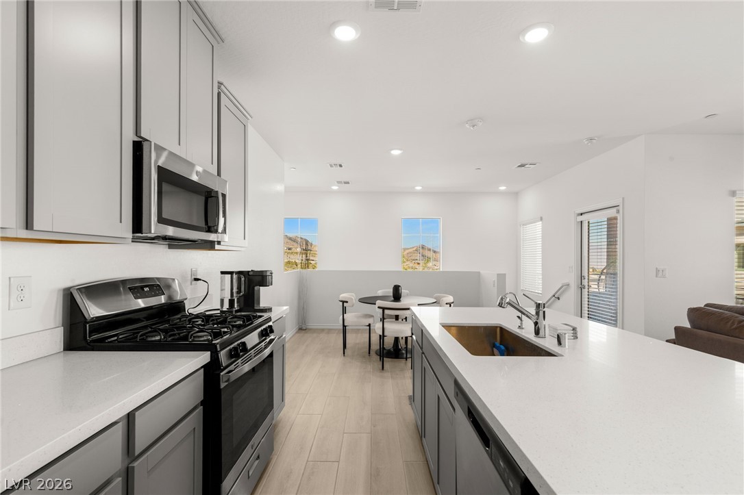 600 North Carriage Hill Drive 2156