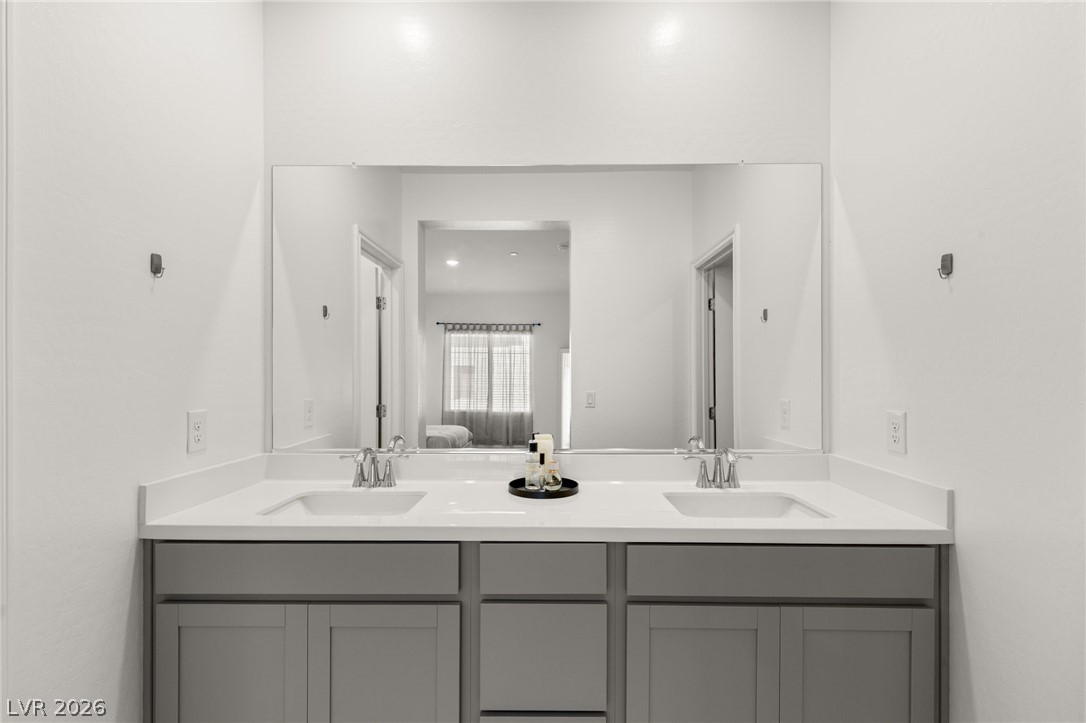 600 North Carriage Hill Drive 2156