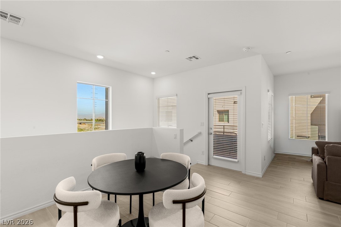 600 North Carriage Hill Drive 2156