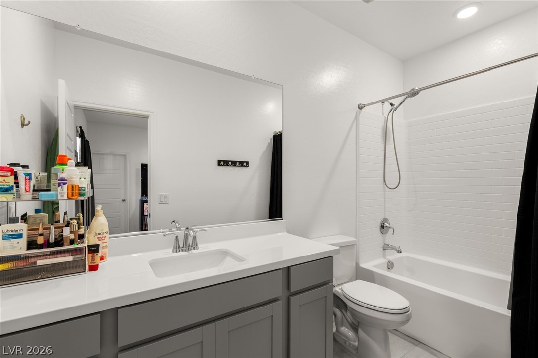 600 North Carriage Hill Drive 2156