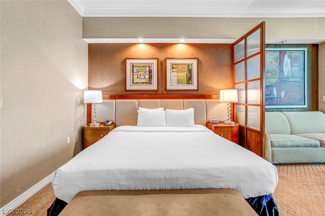 135 East Harmon Avenue 3704