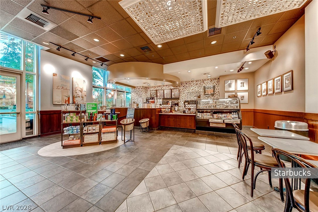 135 East Harmon Avenue 3704