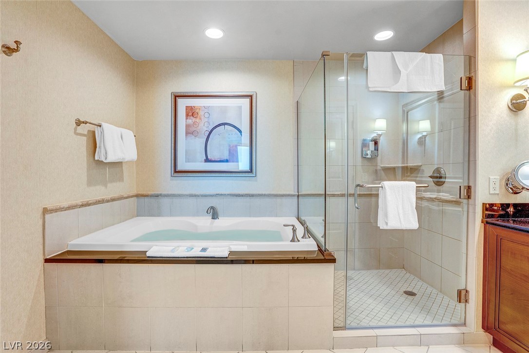 135 East Harmon Avenue 3704