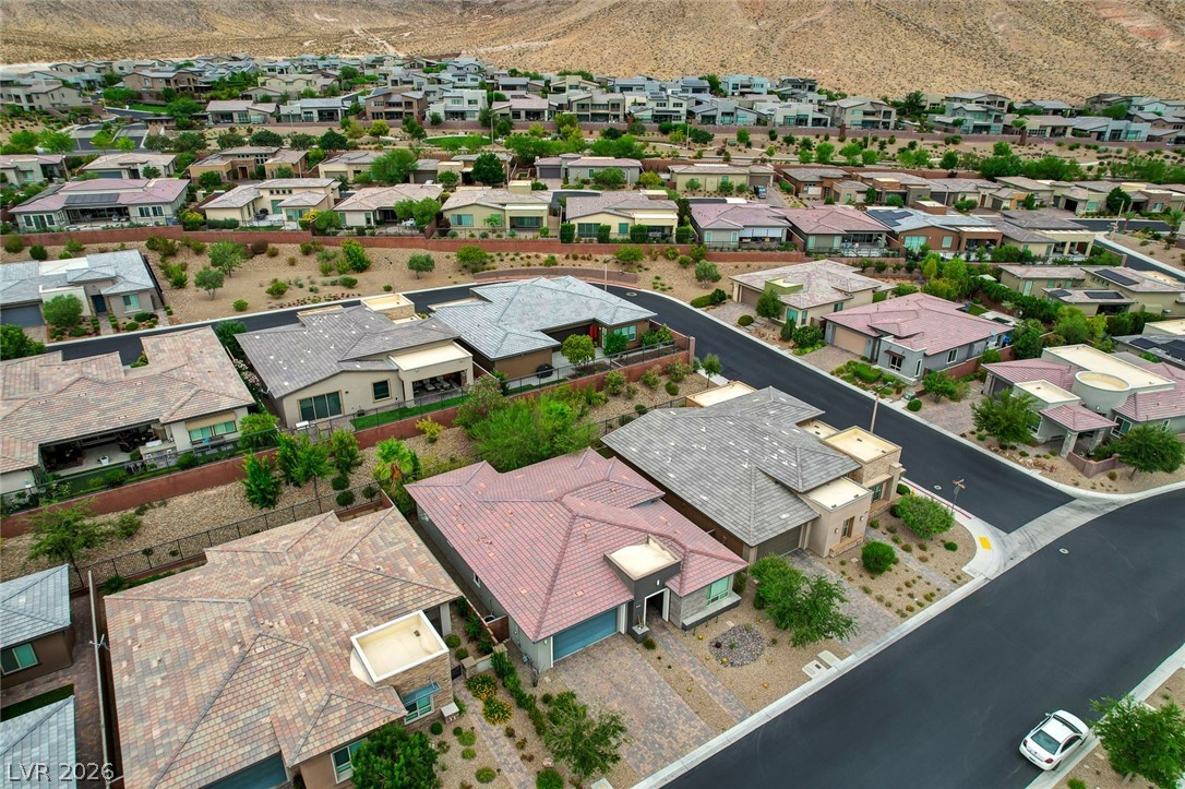 6803 Regency Crest Avenue