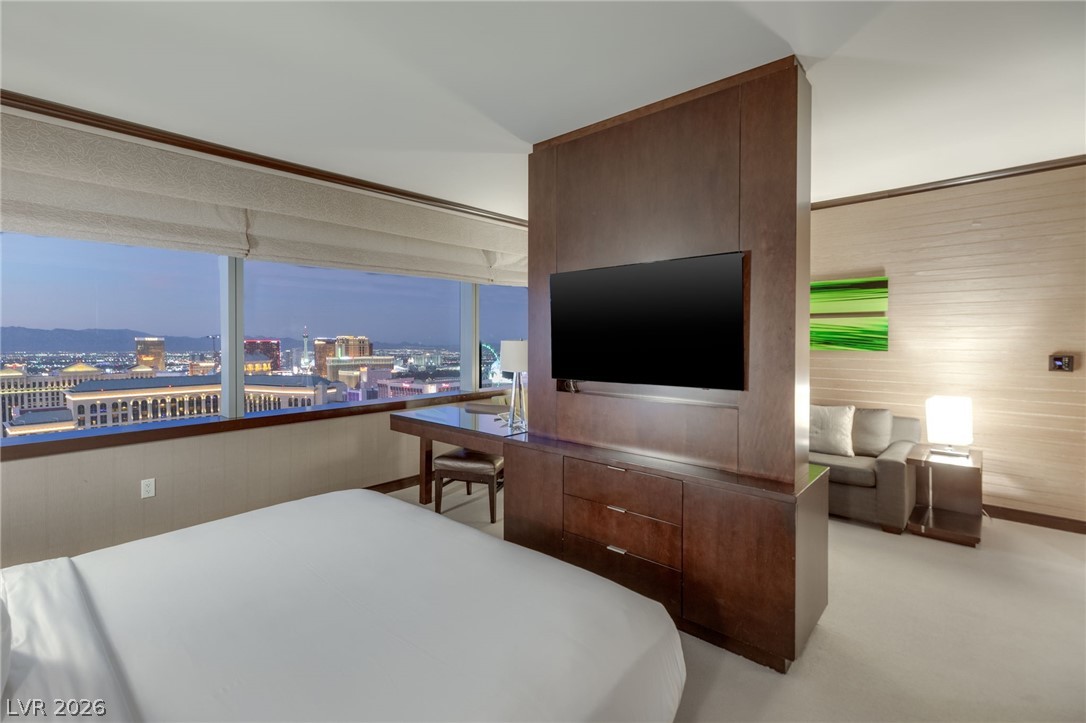 2600 West Harmon Avenue 50012