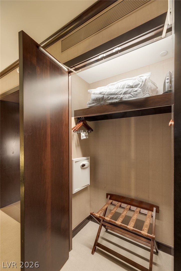 2600 West Harmon Avenue 50012