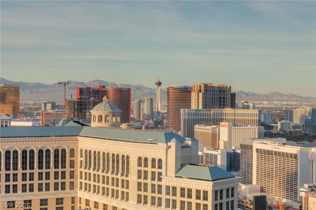 2600 West Harmon Avenue 50012