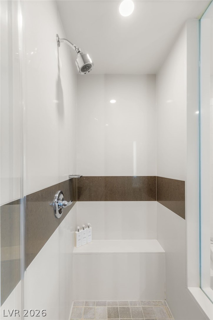 2600 West Harmon Avenue 50012