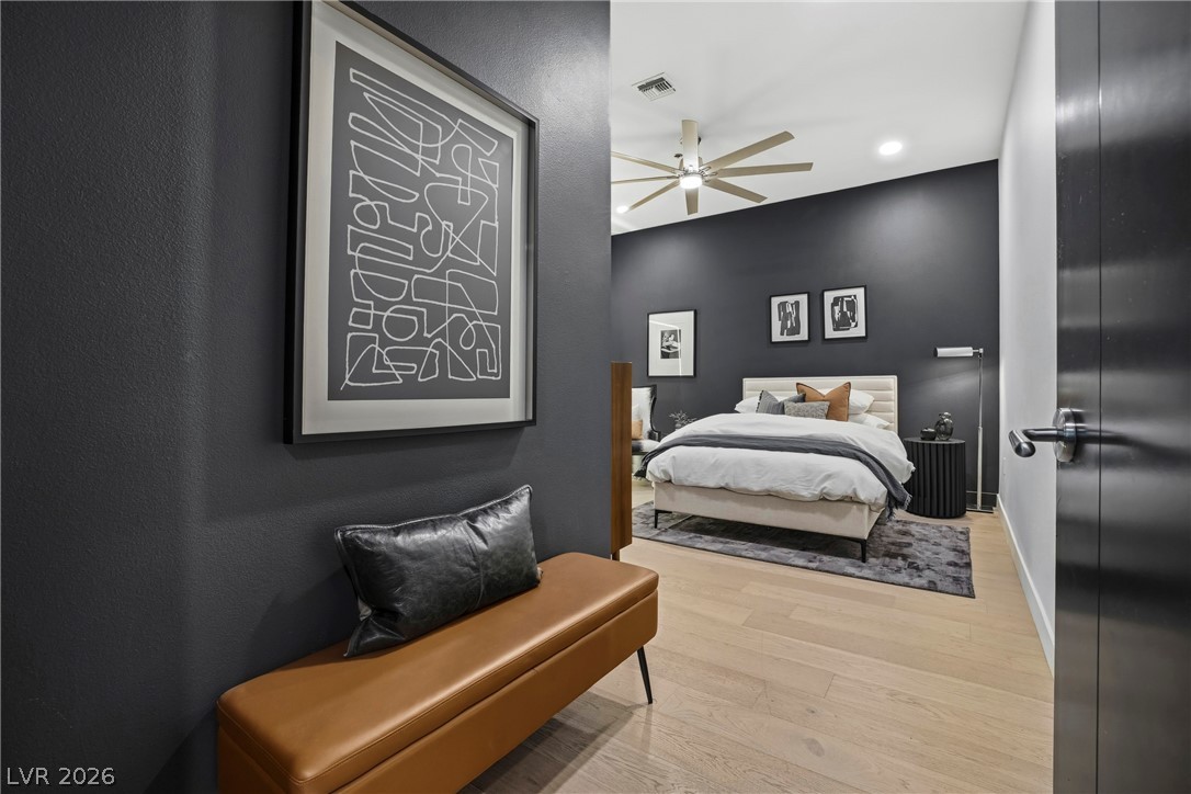 4575 Dean Martin Drive 307