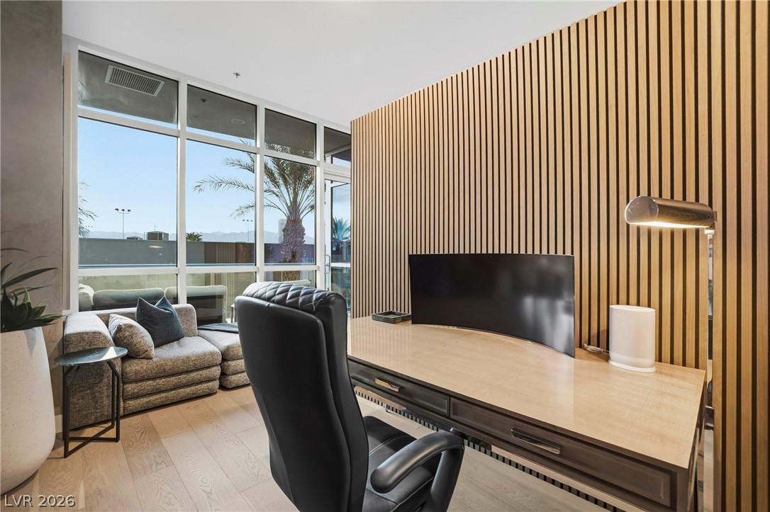 4575 Dean Martin Drive 307