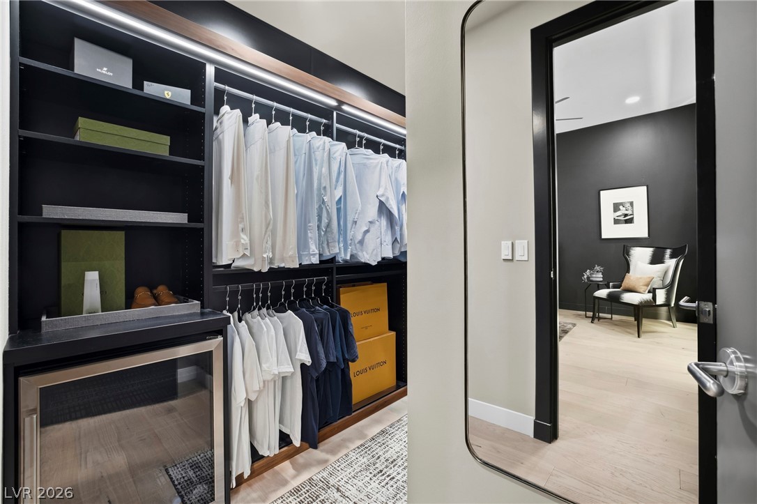 4575 Dean Martin Drive 307