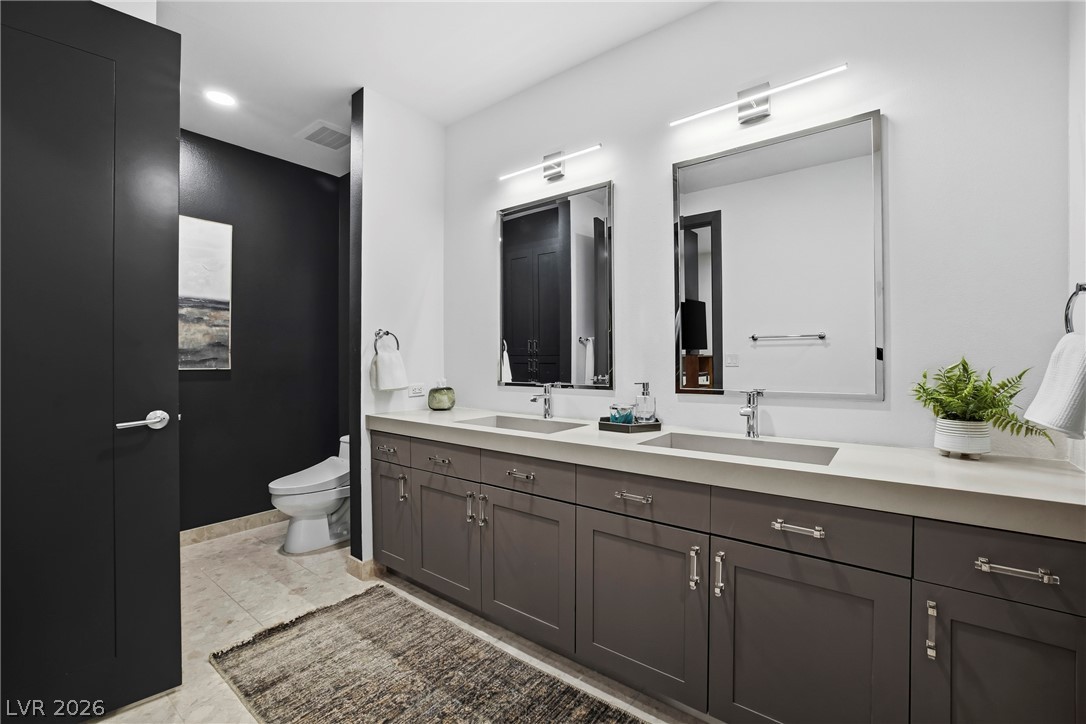 4575 Dean Martin Drive 307