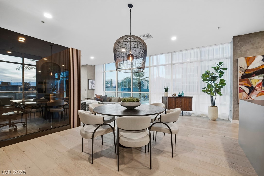 4575 Dean Martin Drive 307