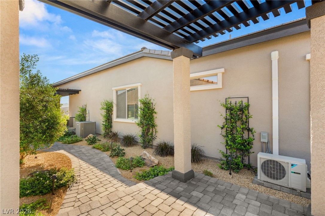 156 Stone Mesa Court