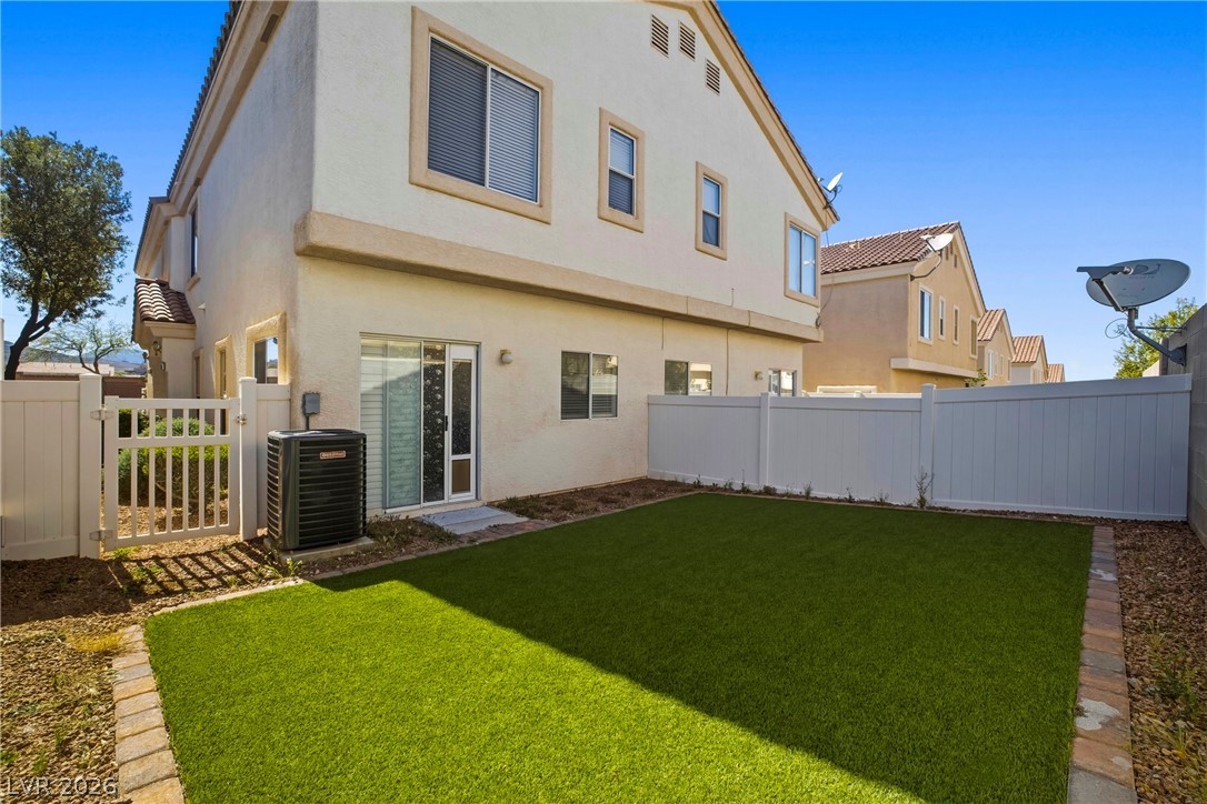 2582 Lazy Saddle Drive