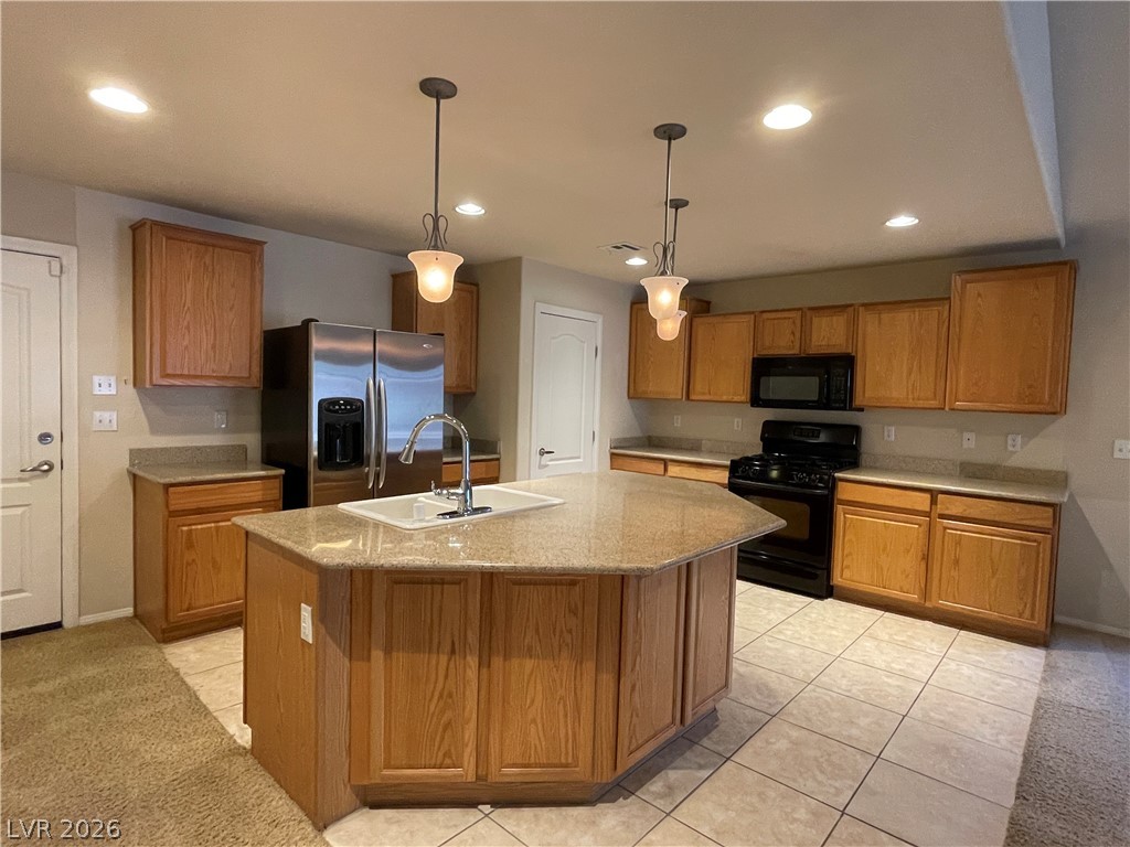 417 Colorful Rain Avenue