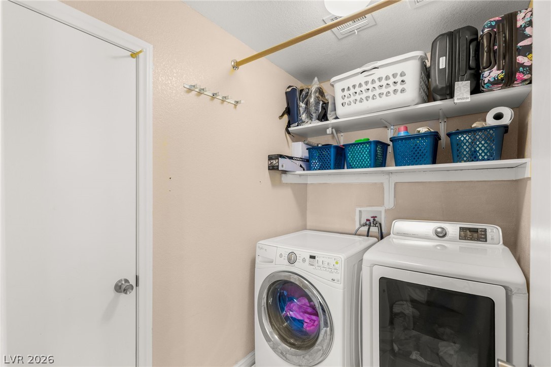 3217 Inlet Bay Avenue